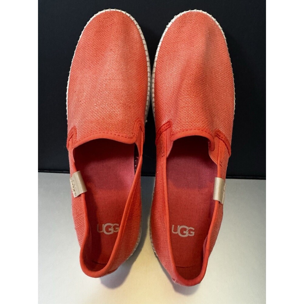 UGG Women's Luciah Slip-On shoe Sz 10  Coral
